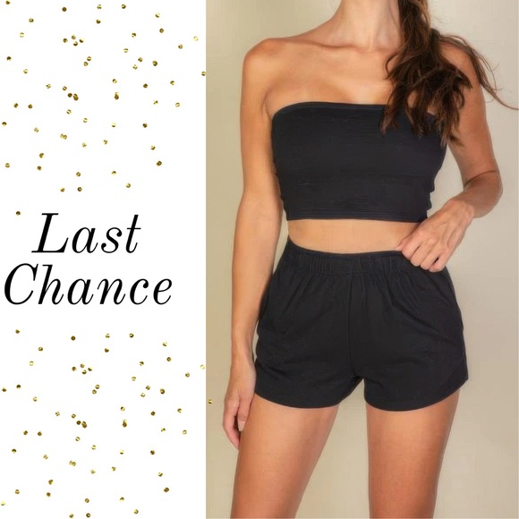 Simple Solid Tube Top And Shorts Set - Picture 1 of 6